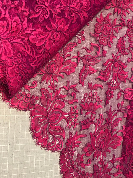 Französische Spitze "Blumen" pink