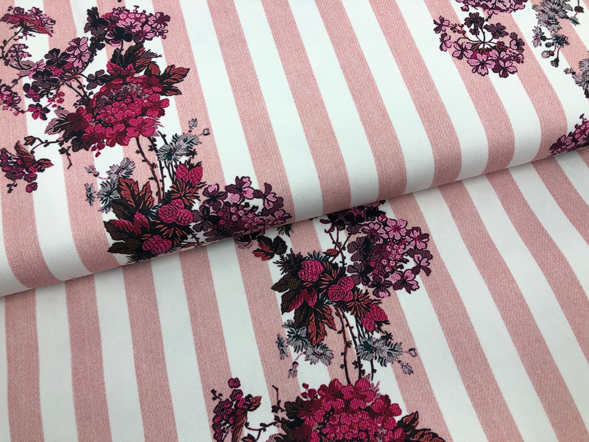 Baumwollstretch "stripes & flowers" rosa